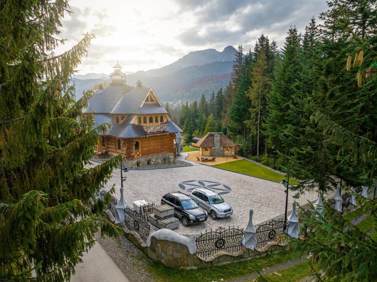 Rich Witch Villa&Spa Kościelisko Kültér fotó