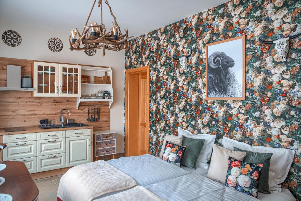 Rich Witch Villa&Spa Kościelisko Kültér fotó