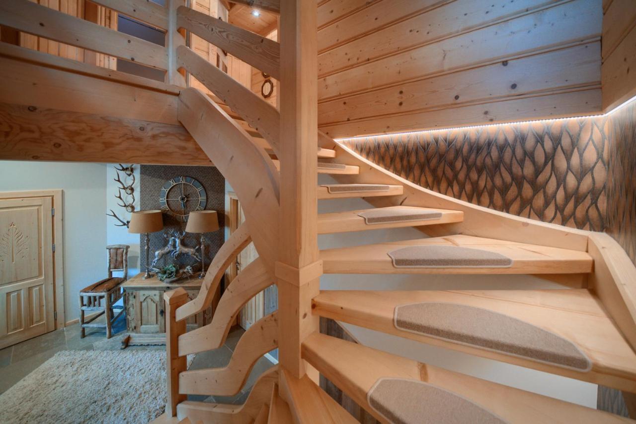 Rich Witch Villa&Spa Kościelisko Kültér fotó