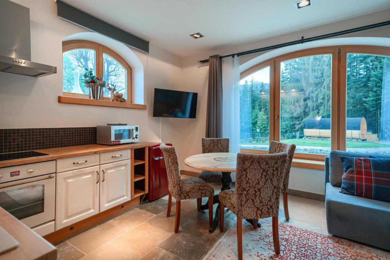 Rich Witch Villa&Spa Kościelisko Kültér fotó